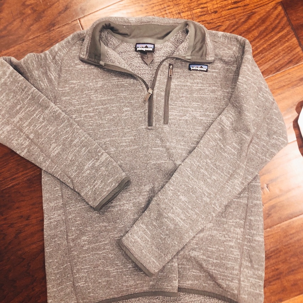 Patagonia Quarter Zip Pullover